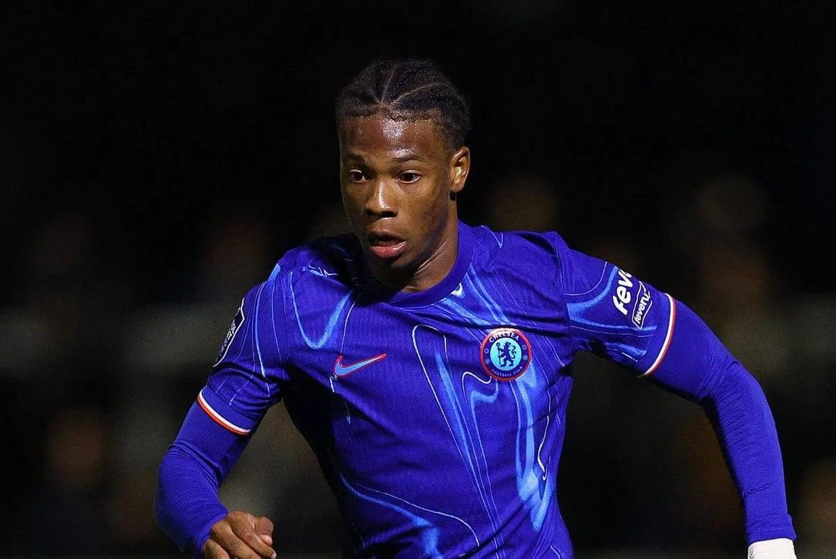 เชลซีวางแผนปั้น อิเช ซามูเอลส์-สมิธ แข้งดาวรุ่งวัย 19 ปี 